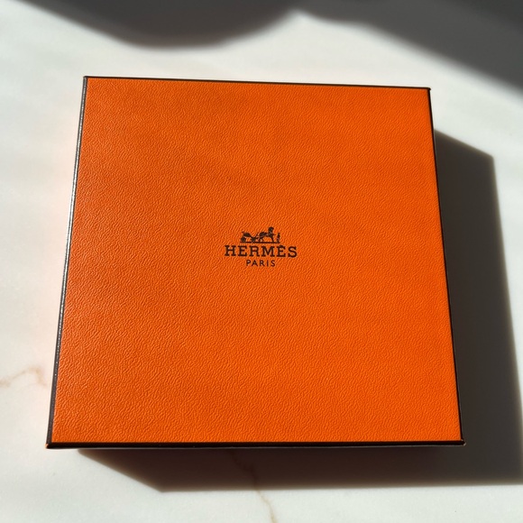 Never Used Hermès Pink Cotton Handkerchief Pocket Square - Picture 2 of 9